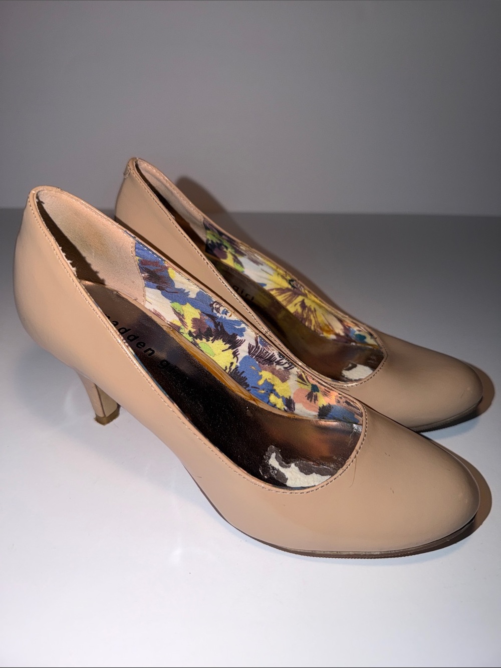 Madden Girl Beige/Nude Mid Heel Pumps